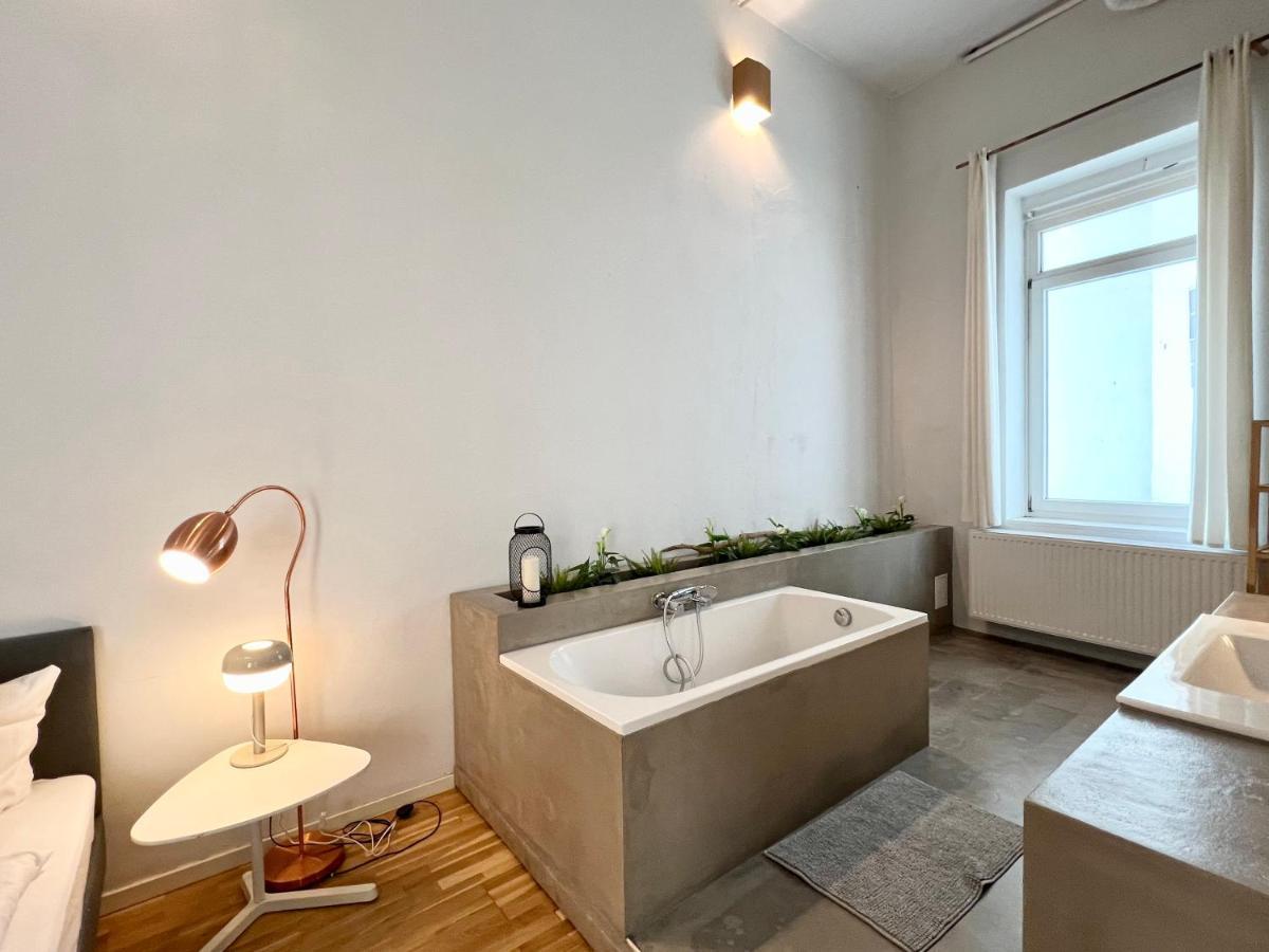 Grosse Loft-Apartments Im Herzen Bremens Exterior photo
